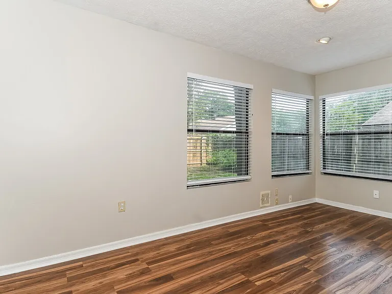 1476 Apple Oak Ct — Photo 10