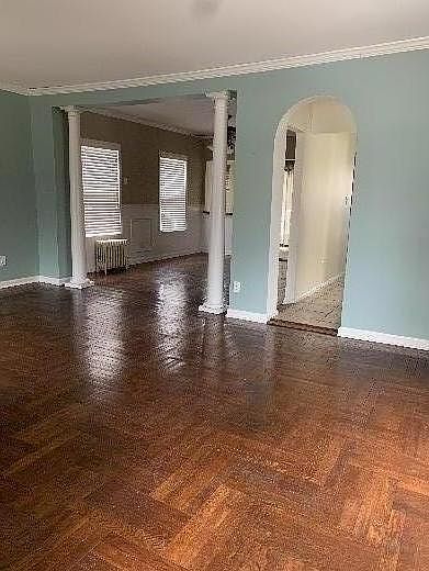 1st image of 254 Bayview Ave