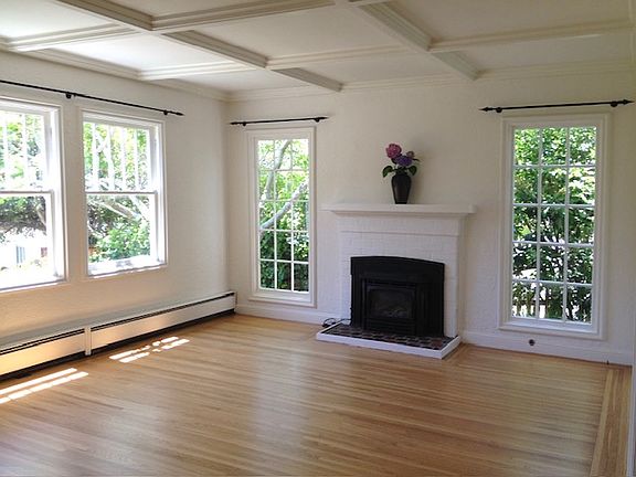 Bright Living Room w/ Fireplace