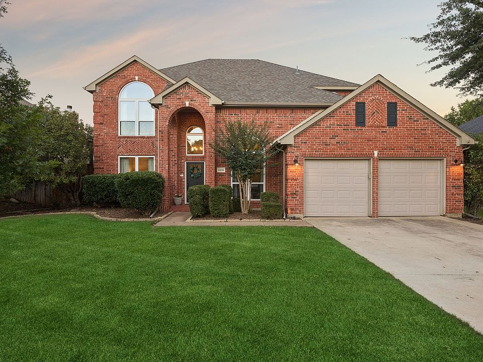1st image of 2216 Lockesley Dr