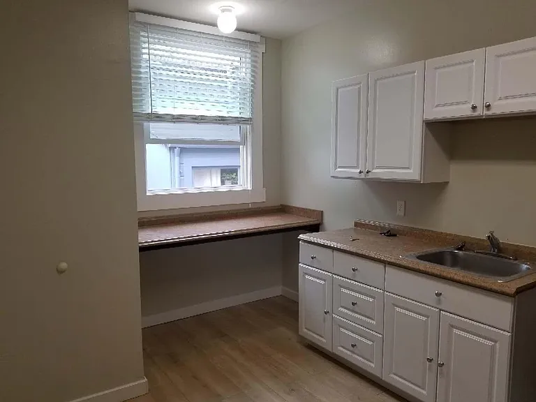 980 Capp St #89 — Photo 11