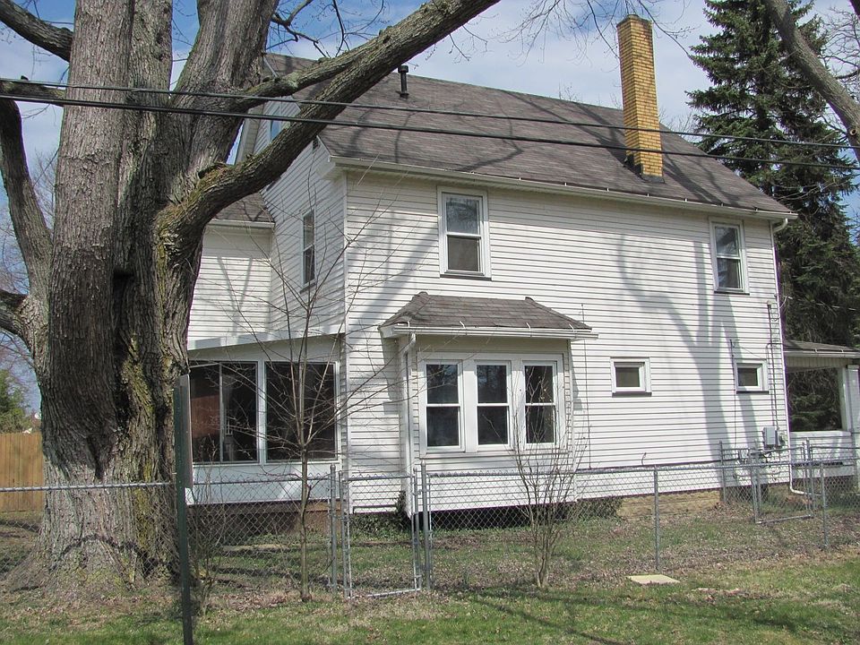1st image of 224 Christian Ave