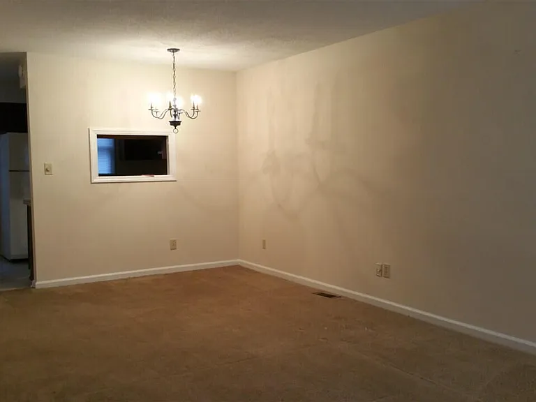 5105 Vann St #D — Photo 7