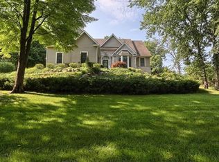 112 Jayne Rd, Fenton, MI 48430