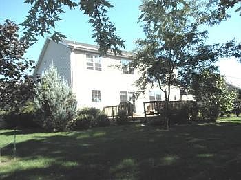 4th image of 319 Wyldeberry Ln