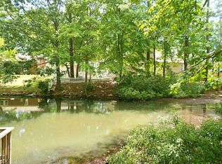 1304 Linkhorn Cir, Virginia Beach, VA 23451