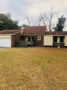 1711 Bo Jo Ella Dr, Douglas, GA, 31533