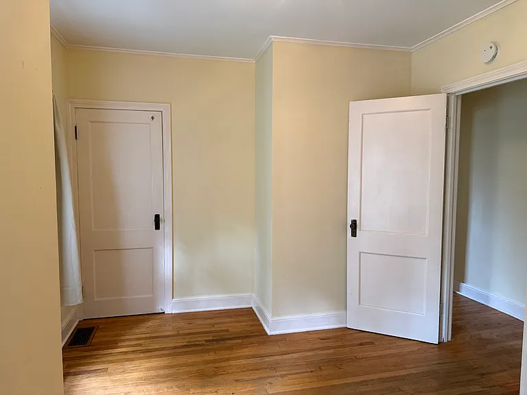 96 Bay St #1 — Photo 6