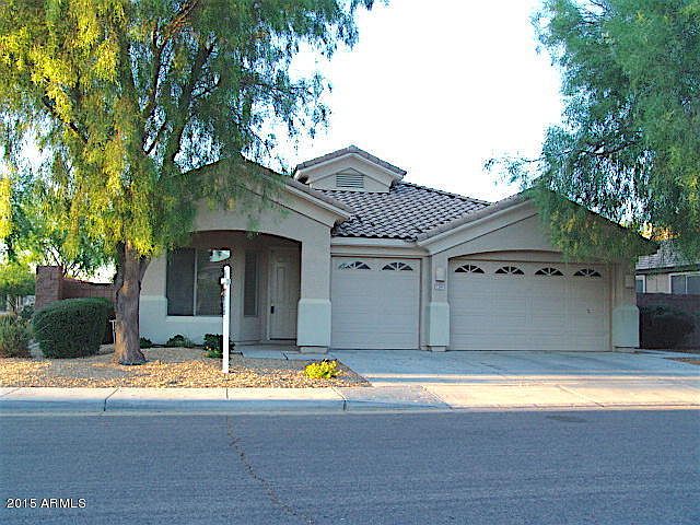 2nd image of 1260 E Redwood Dr