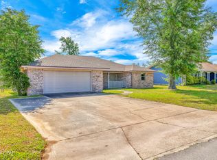 401 New York Ave, Lynn Haven, FL 32444