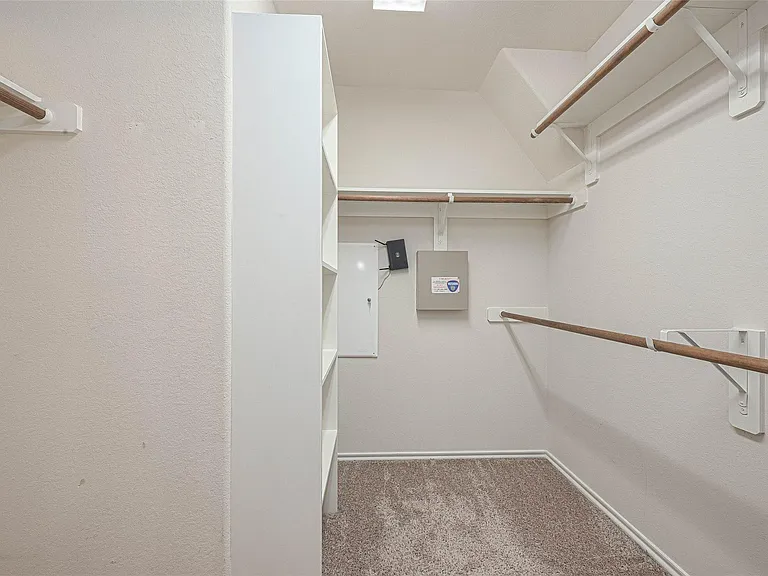 24630 Folkstone Cir — Photo 25