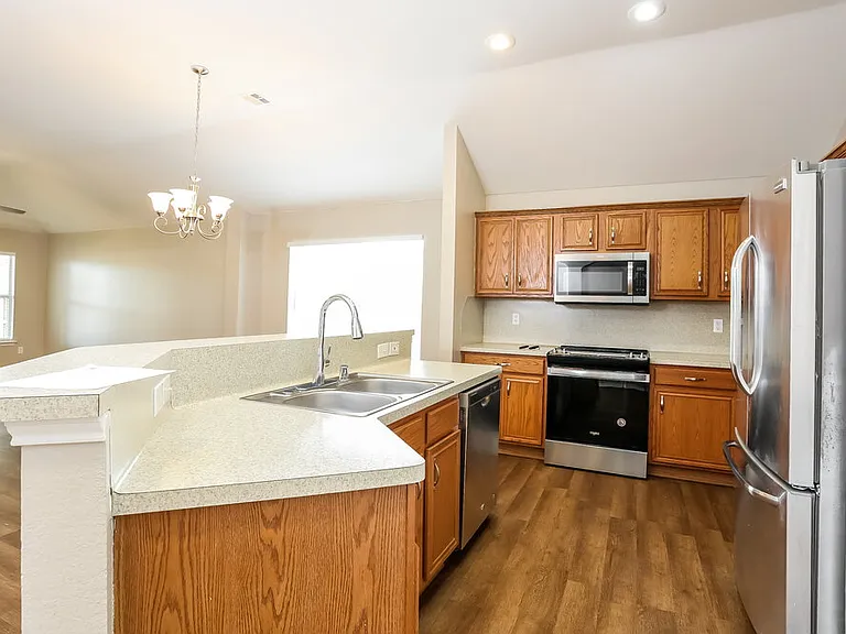 236 Starlight Dr — Photo 8