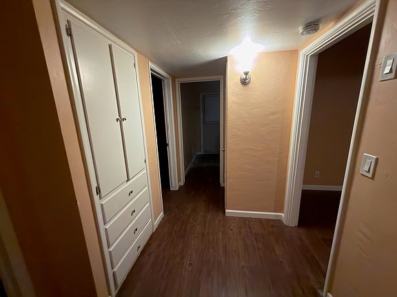 5th image of 1027 Glade St