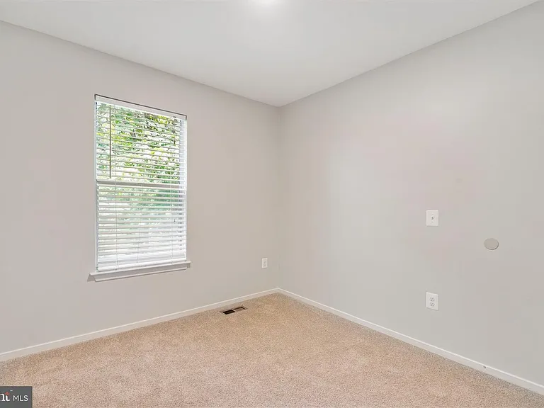 14465 Long Green Dr — Photo 15