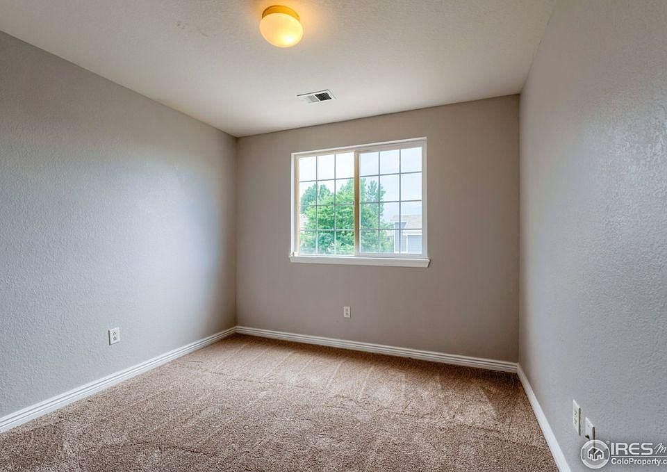 This is the room for rent. It is 9x11 ft.