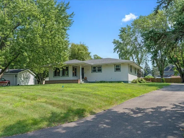 1150 Klein Dr, Hammond, WI 54015