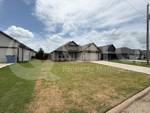 4th image of 305 Sunnyside Dr
