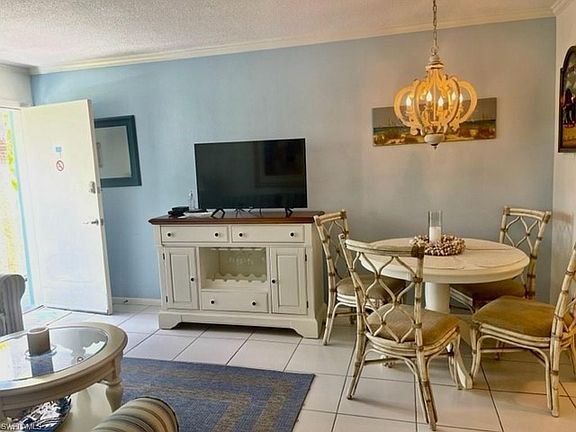 4th image of 1295 Gulf Shore BLVD S #223