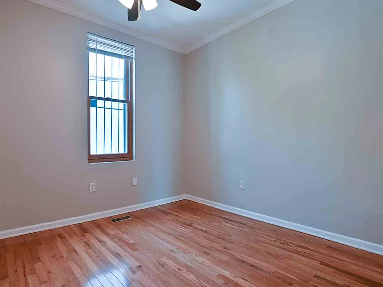 1318 Florida Ave NE — Photo 16