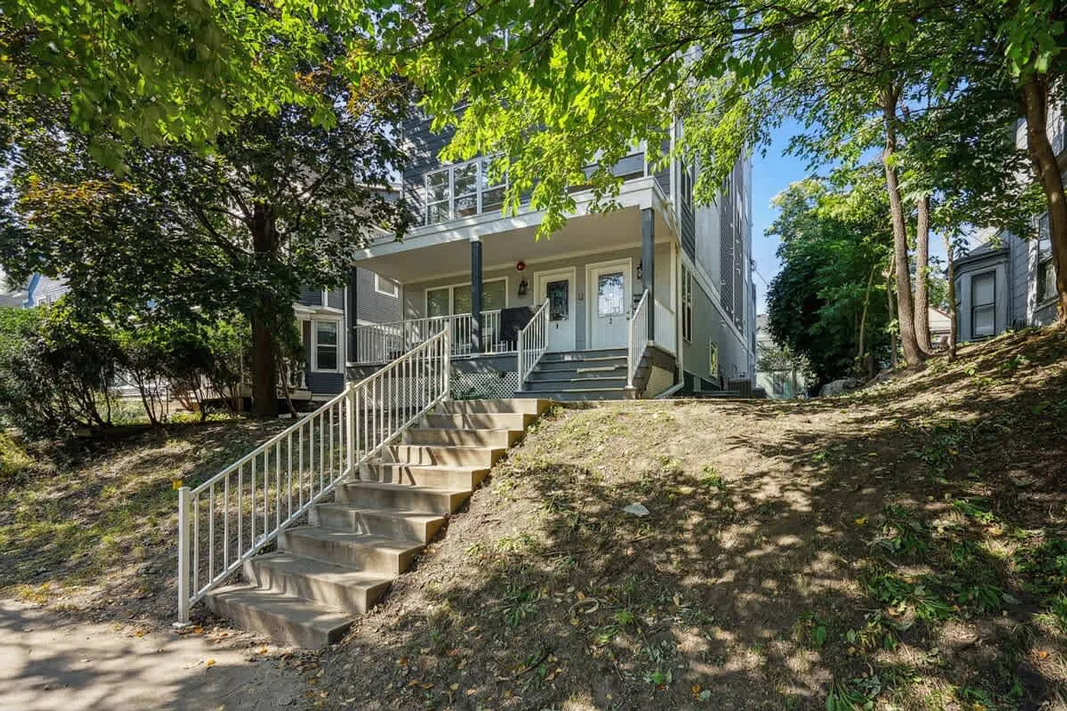 1 bed, 1.0 bath, 2206 sqft, $1,201 — Photo 4