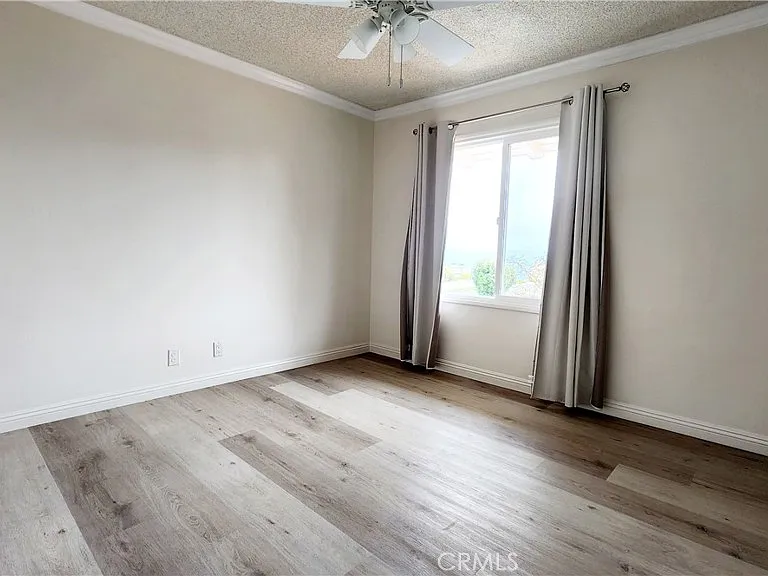 6327 Sattes Dr — Photo 35