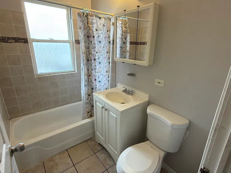 3807 W Thomas St #1 — Photo 5
