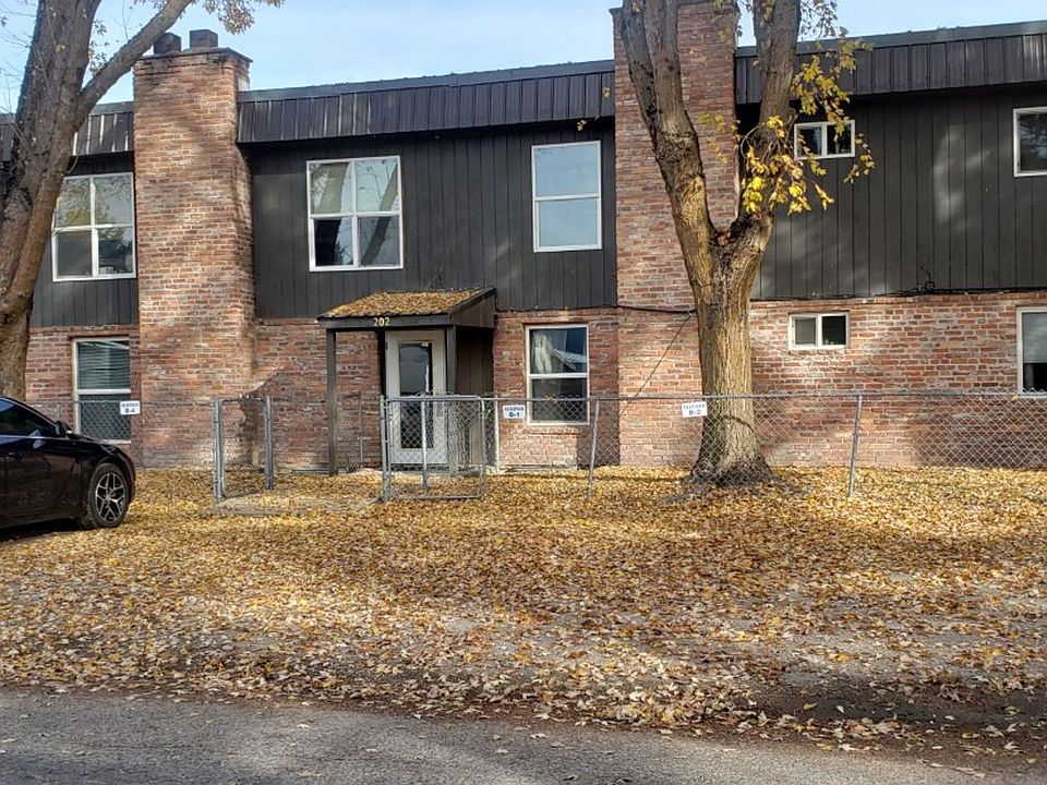 1st image of 202 N Baker St #1
