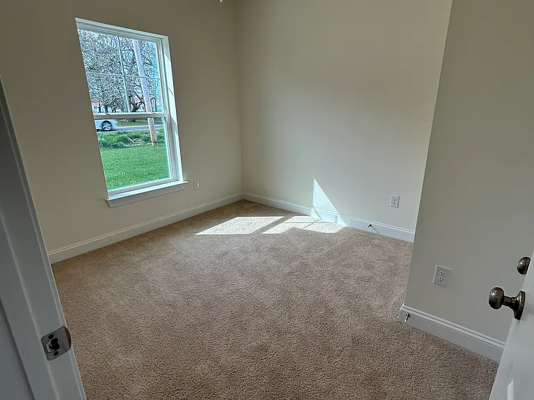 519 Bedford St — Photo 7