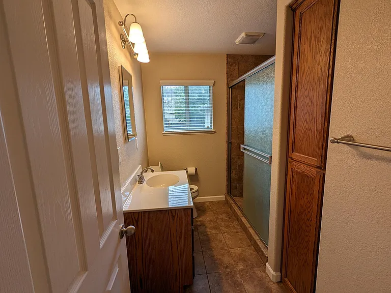 5600 Moddison Ave — Photo 6