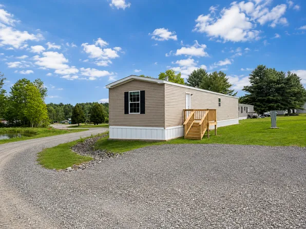 285 Brian Ln, Dalton, PA