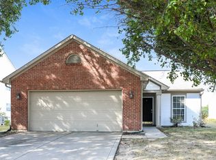 1150 Grassy Creek Cir, Franklin, IN 46131