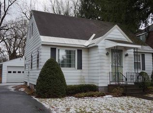 212 N Ten Broeck St, Glenville, NY 12302
