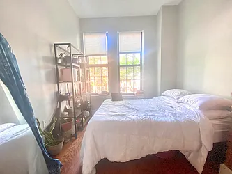 Rented by Nolita Group