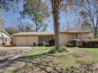 1721 England Rd, Arlington, TX 76013