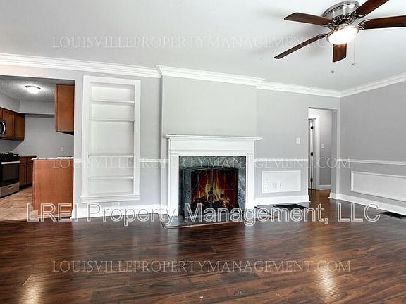 2nd image of 110 Woodmore Ave