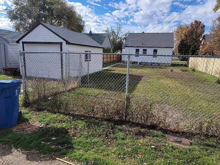 116 S Fern St #B — Photo 24