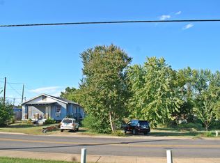 1406 W Oakland St, Clarksville, AR 72830
