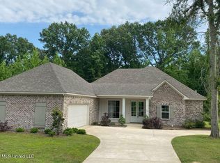 127 Salus Bnd, Clinton, MS 39056
