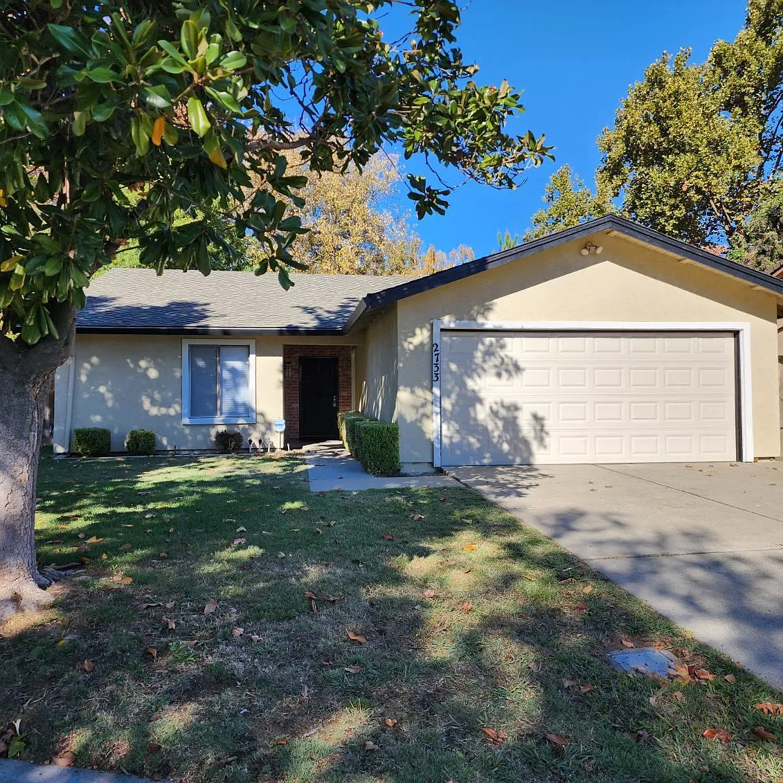 3 bed, 1467 sqft, $2,495 — Photo 1