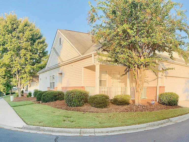 144 Swanee Ln — Photo 1