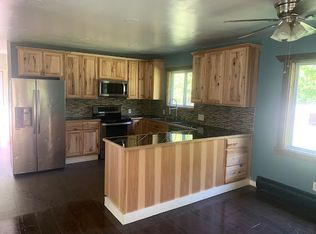 855 Mann Hill Rd, Holden, ME 04429