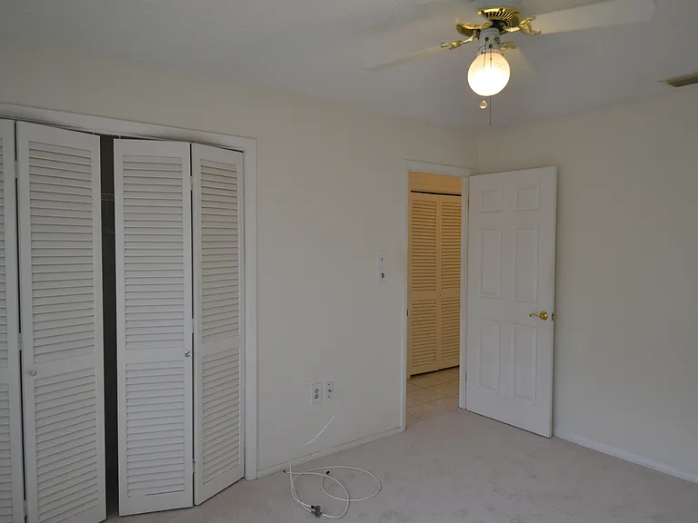 329 Moorings Cove Dr — Photo 13