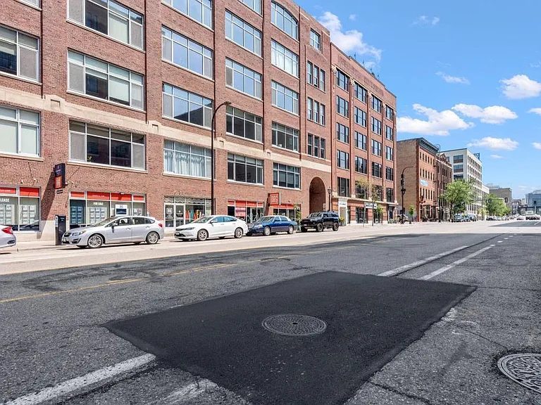 700 Washington Ave N #212 — Photo 30