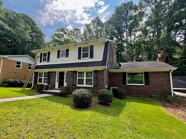 1436 Drayton Woods Dr — Photo 1