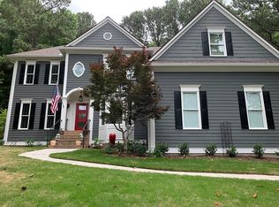 203 Benwell Ct, Cary, NC 27519