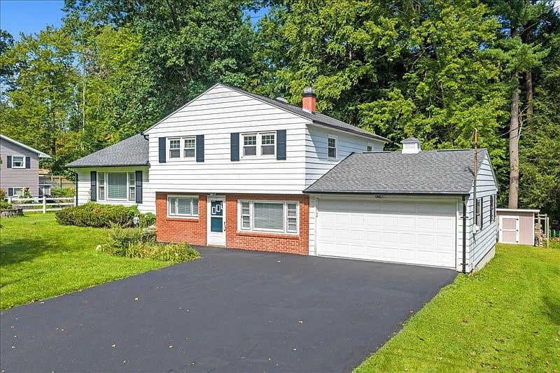 1st image of 234 Ridgefield Rd