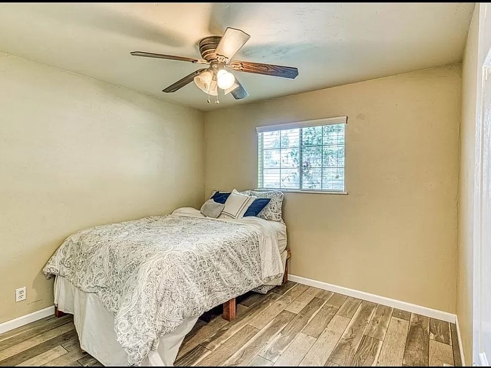 1st image of 1508 E Sierra Ave Room C