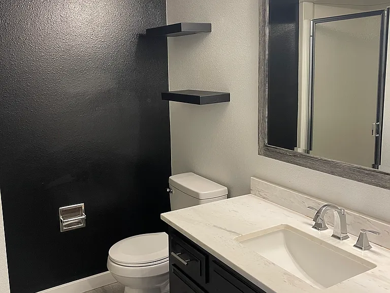 759 NE 4th Pl — Photo 26