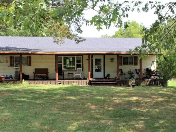 638 Comanche Trail, Sparta, MO 65753
