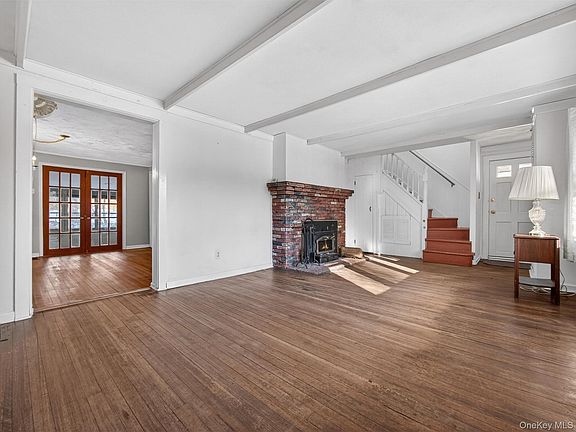 5th image of 325 Haverstraw Road